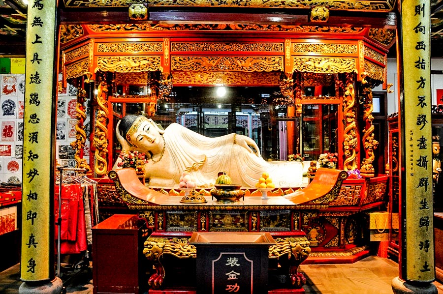 Tượng Phật nằm tại Chùa Phật Ngọc